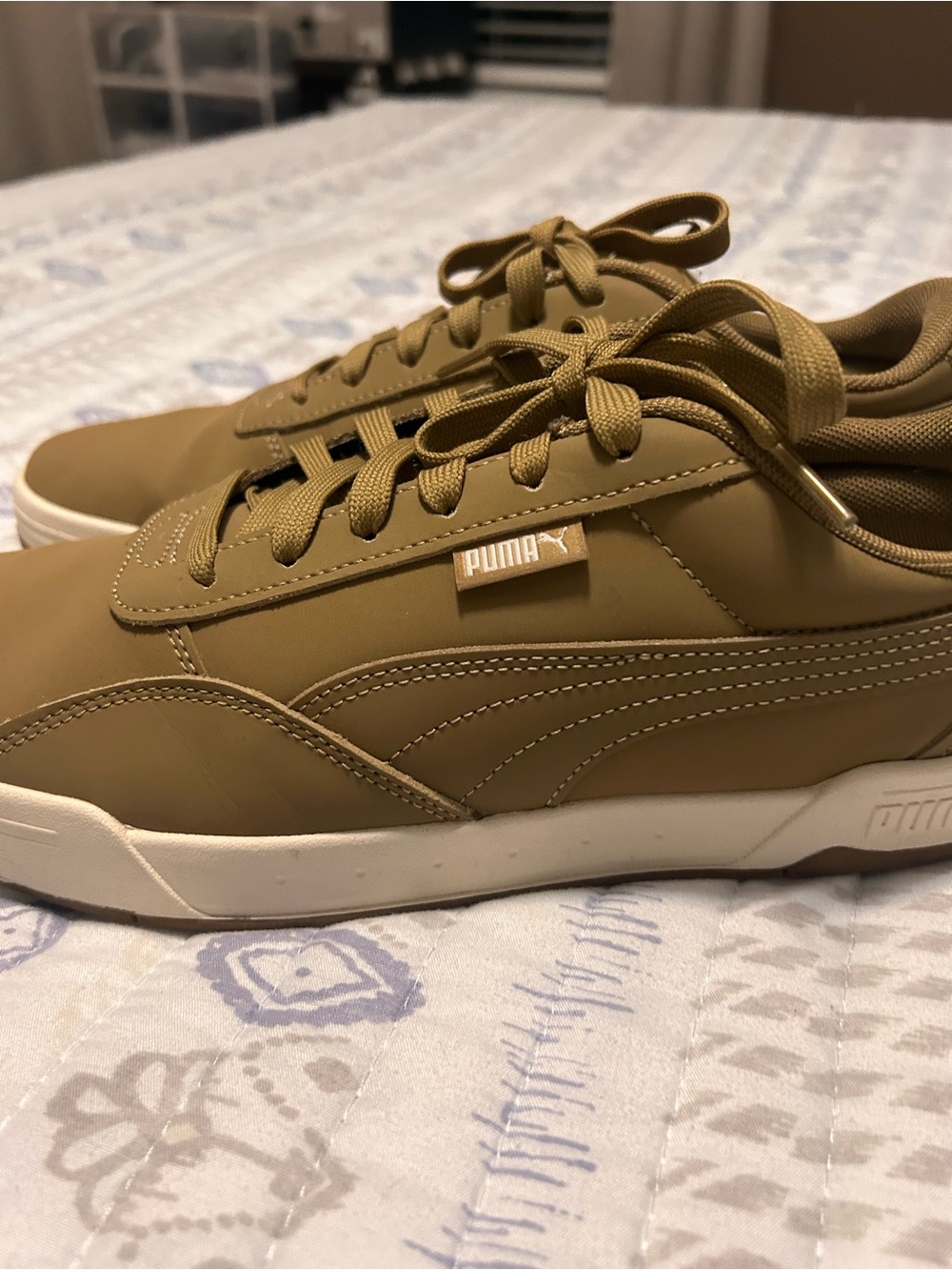 Puma Men's Olive/Tan Low-Top Sneakers